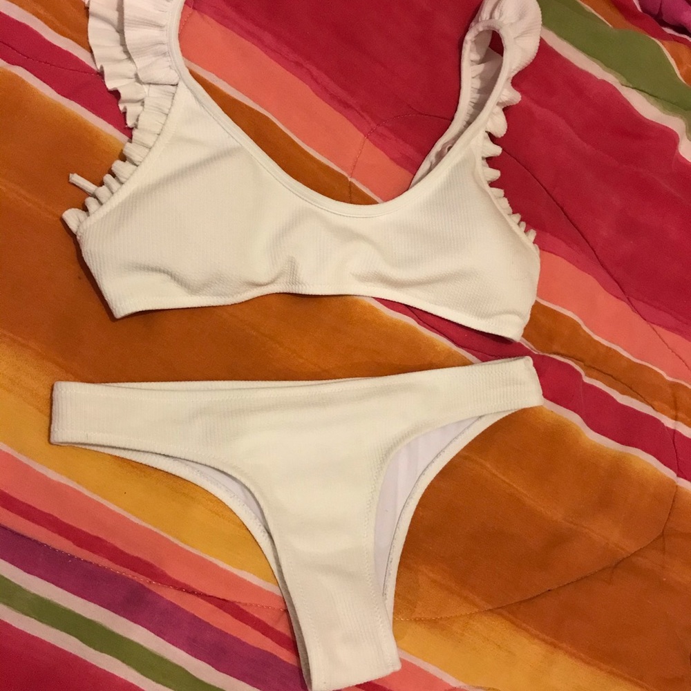 ZAFUL White Bikini Two-Piece Size M